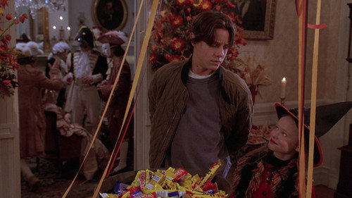 Hocus Pocus 1993 Hindi Dual Audio 480p BluRay 320MB