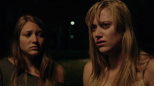 It Follows (2014) Hindi Dual Audio HDRip 720p – 480p