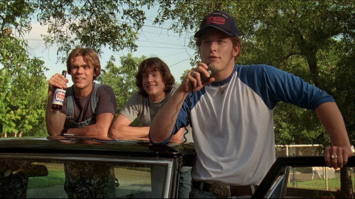 Dazed and Confused (1993) Hindi Dual Audio 720p BluRay [990MB]