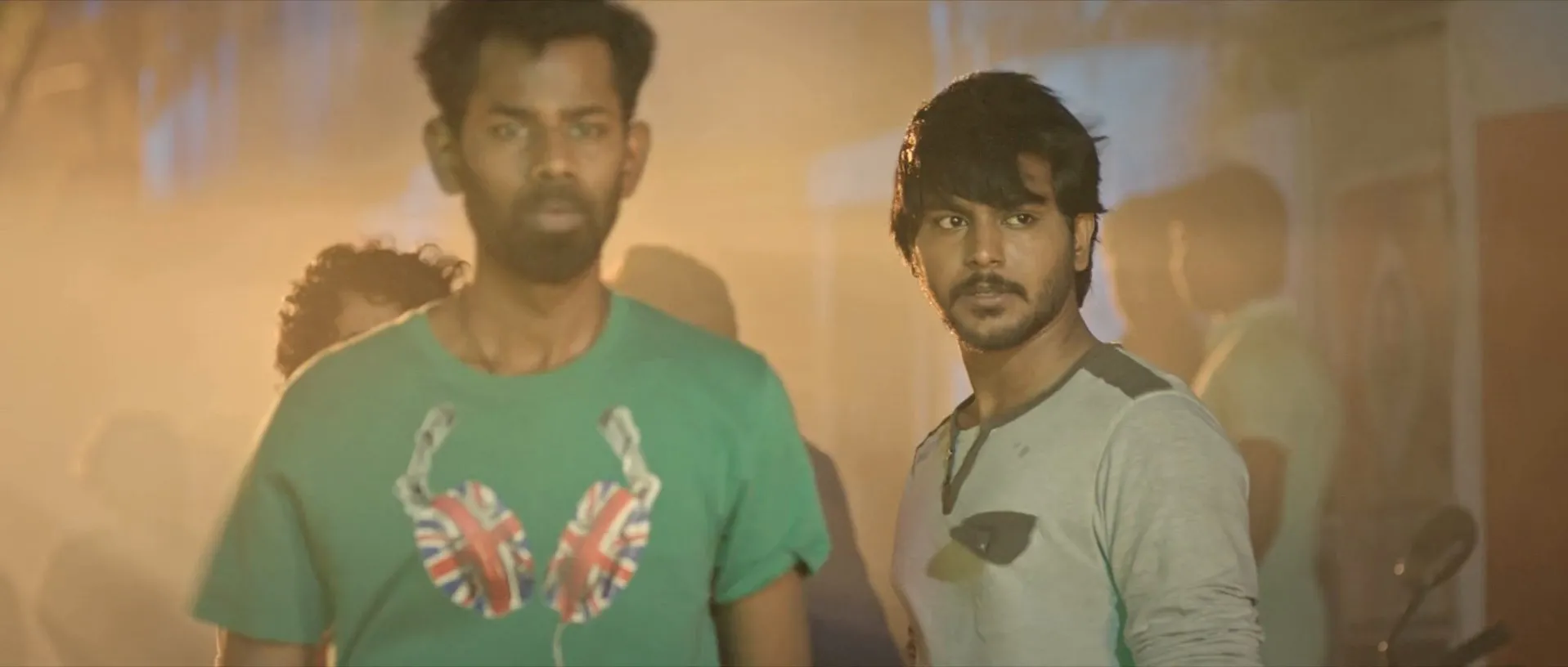 Demonte Colony (2015) Dual Audio Hindi 720p UnCut HDRip [1.5GB]