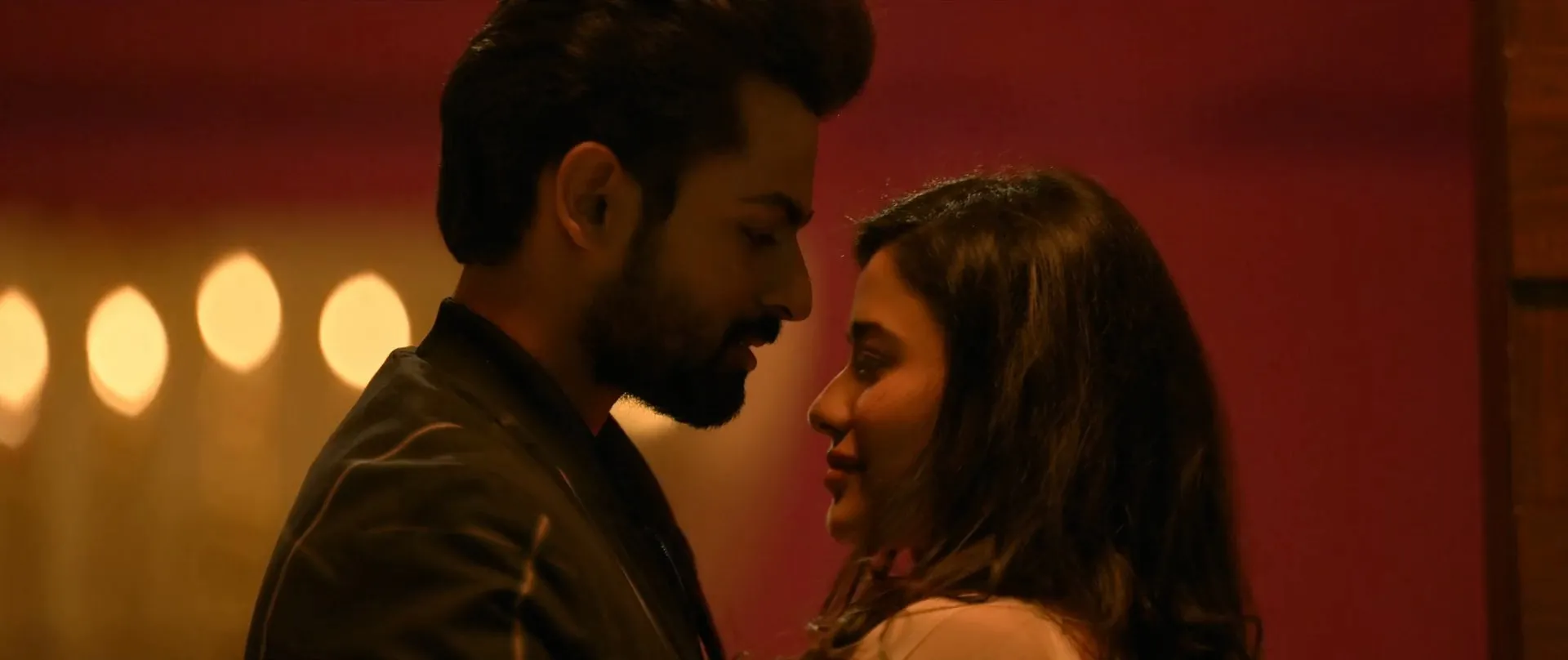 Ranga Ranga Vaibhavanga 2022 Hindi Dual Audio WEB-DL 720p - 480p - 1080p