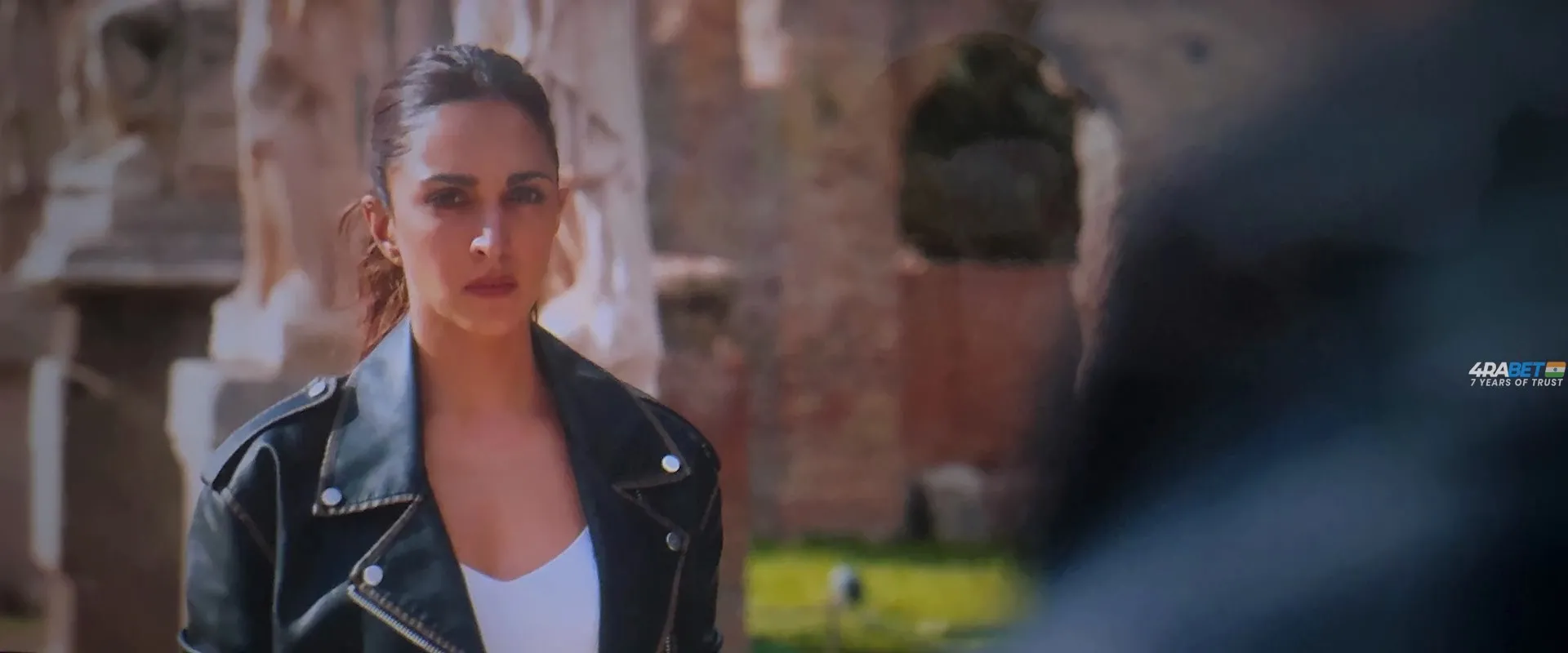 War 2 2025 Hindi HDTC 720p - 480p - 1080p