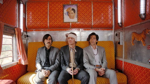 The Darjeeling Limited (2007) Hindi Dual Audio 480p BluRay 300MB