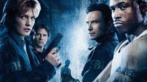 Mindhunters (2004) Hindi Dual Audio 480p BluRay 380MB