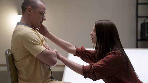 Glass (2019) Hindi Dual Audio 480p BluRay 400MB