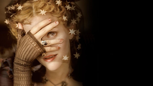 Vanity Fair (2004) Hindi Dual Audio 720p BluRay [1.2GB] ESubs