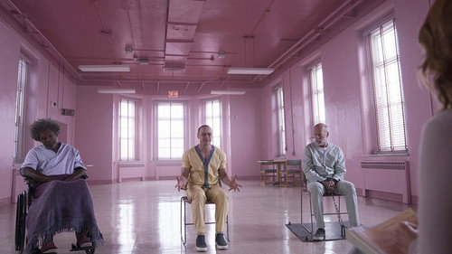 Glass (2019) Hindi Dual Audio 480p BluRay 400MB