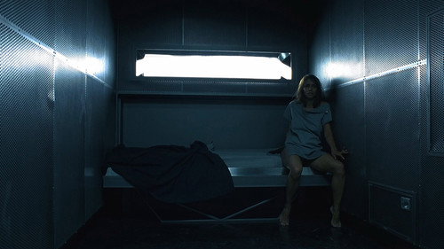 Gothika (2003) Hindi Dual Audio 480p BluRay 350MB