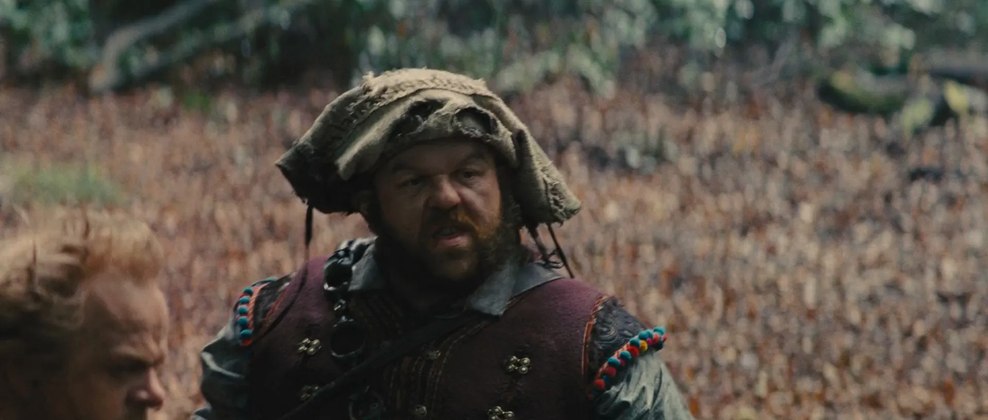 Snow White And The Huntsman 2012 Hindi Dual Audio 720p Bluray [1.2GB] ESubs