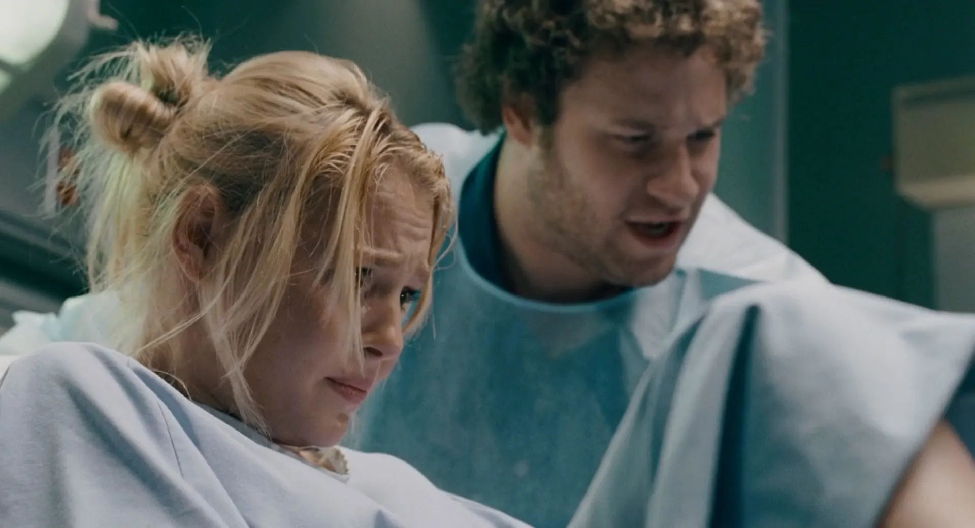 Knocked Up (2007) Hindi Dual Audio 720p BluRay [1GB]