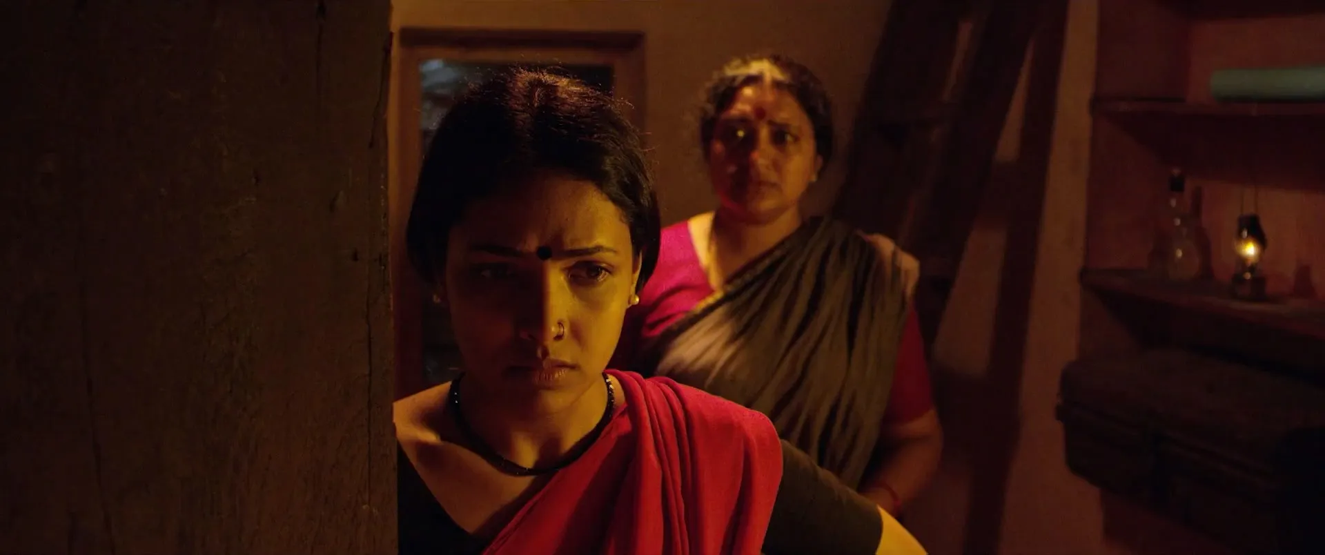 Aa Karaala Ratri (2018) (Hindi -Kannada) Dual Audio 720p UnCut HDRip [870MB]