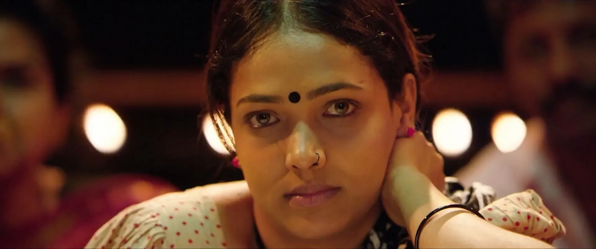 Aa Karaala Ratri (2018) (Hindi -Kannada) Dual Audio 720p UnCut HDRip [870MB]
