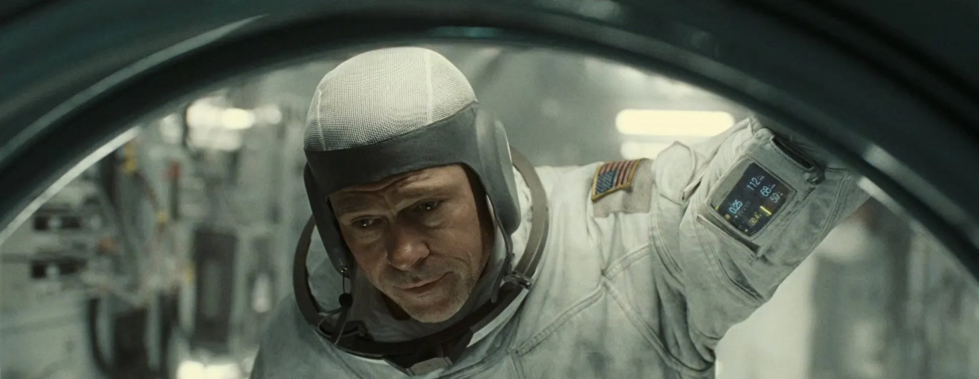 Ad Astra 2019 Hindi - English Dual Audio BluRay 720p - 480p - 1080p