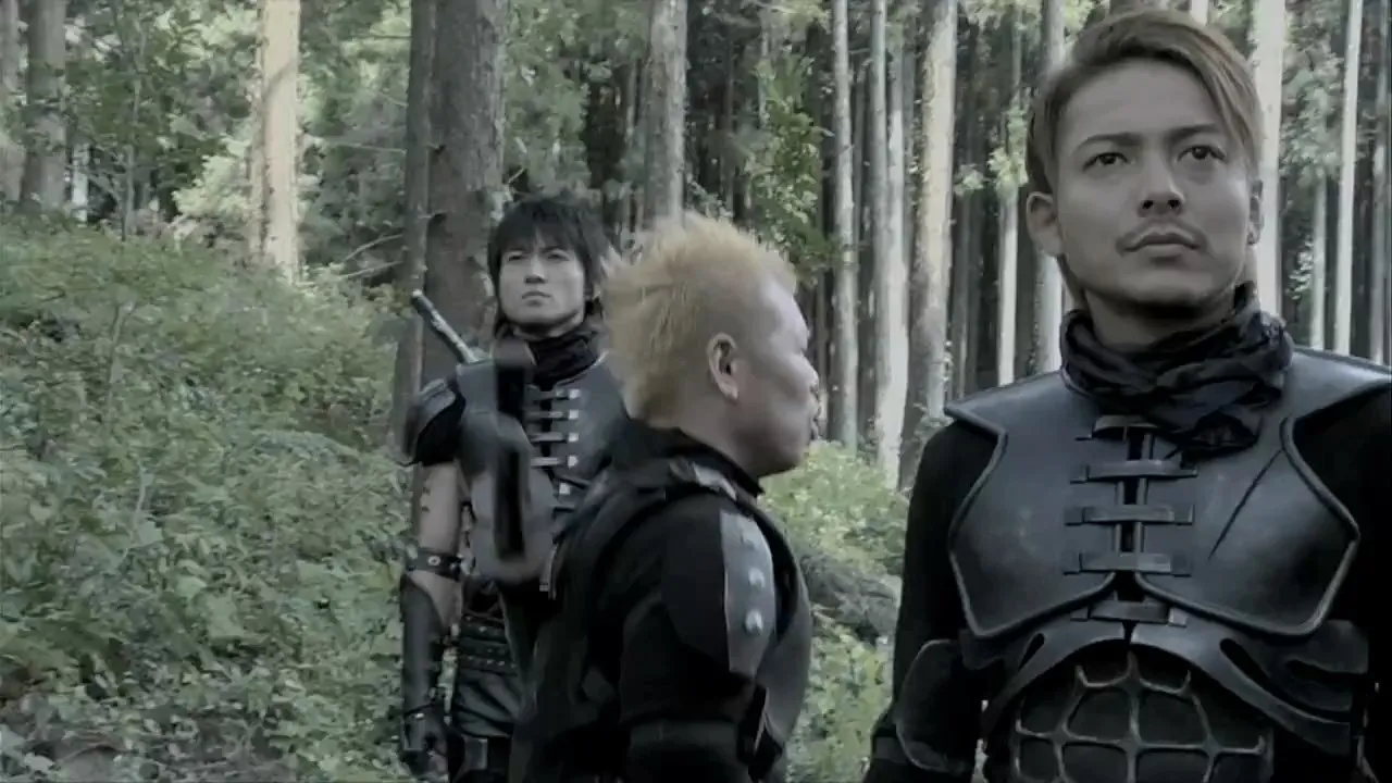 Alien vs Ninja 2010 Hindi Dual Audio 720p Web-DL [650MB]