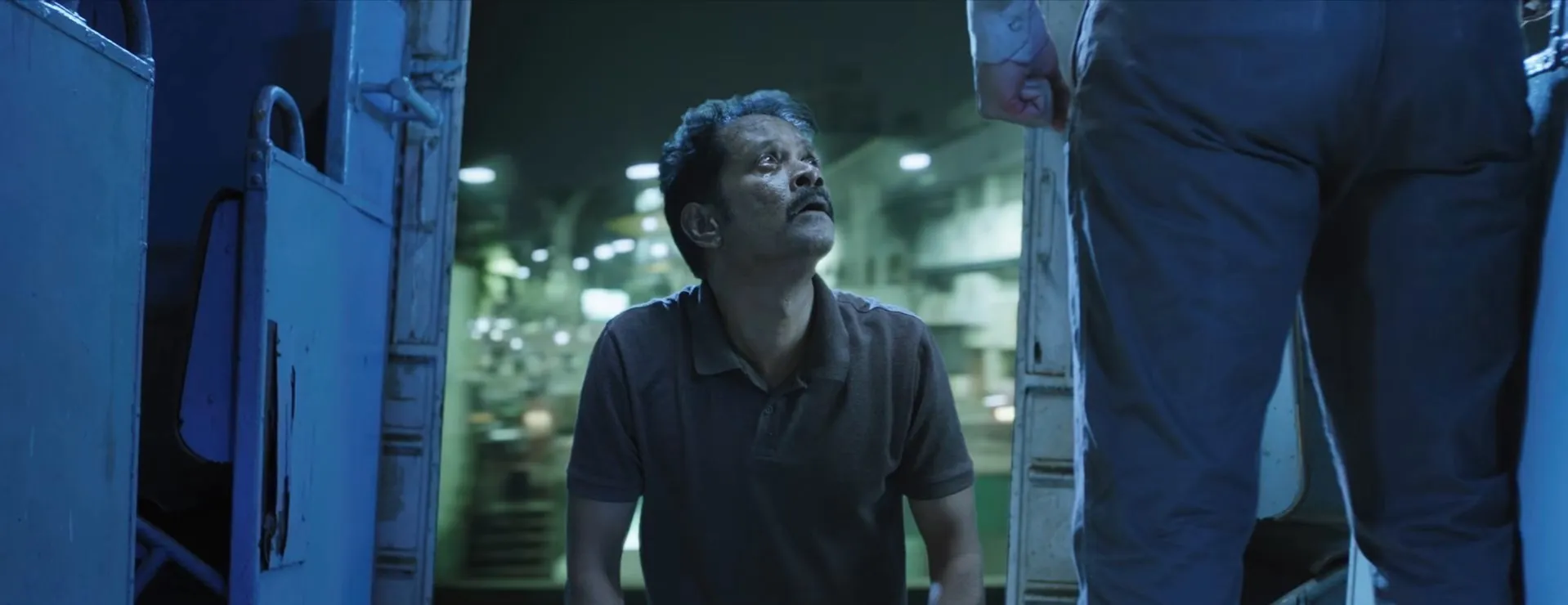 Aruvam 2019 Hindi - Tamil Dual Audio WEB-DL 720p - 480p - 1080p