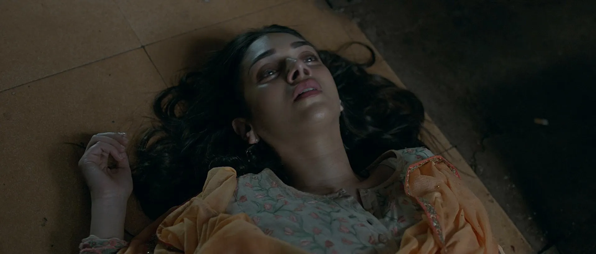 Bhoomi 2017 400MB Full Movie 480p DVDRip Download