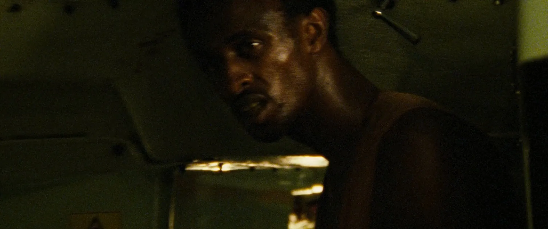 Captain Phillips (2013) Hindi Dual Audio 720p BluRay [1.1GB]