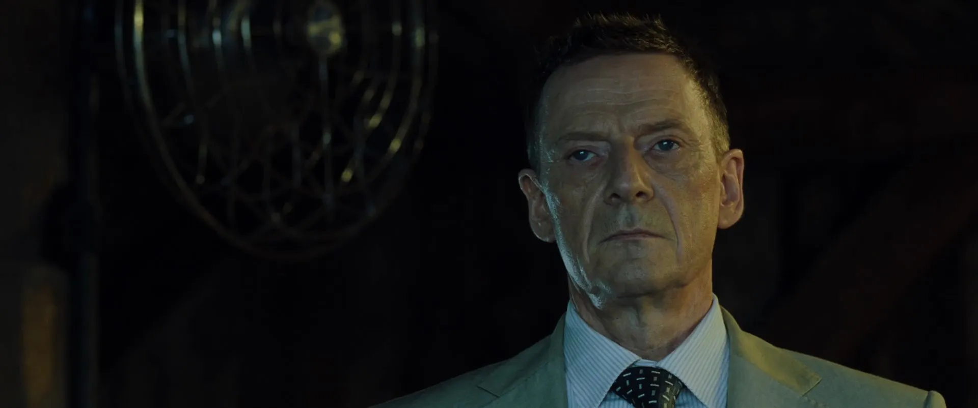 Casino Royale (2006) Hindi Dual Audio 480p BluRay 450MB