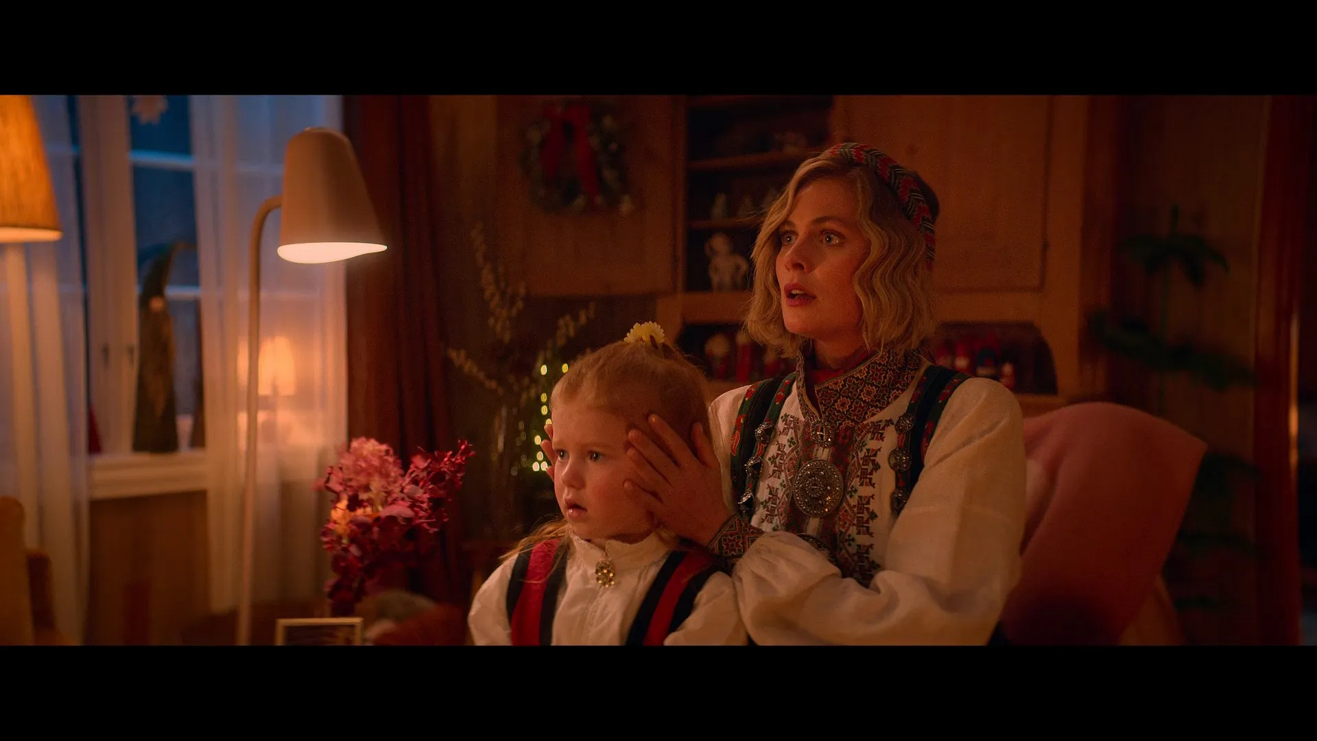 Christmas As Usual 2023 Hindi - English Dual Audio WEB-DL 720p - 480p - 1080p