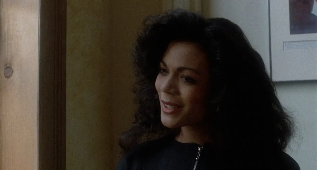 Def by Temptation 1990 Hindi Dual Audio 720p BluRay [1.1GB]