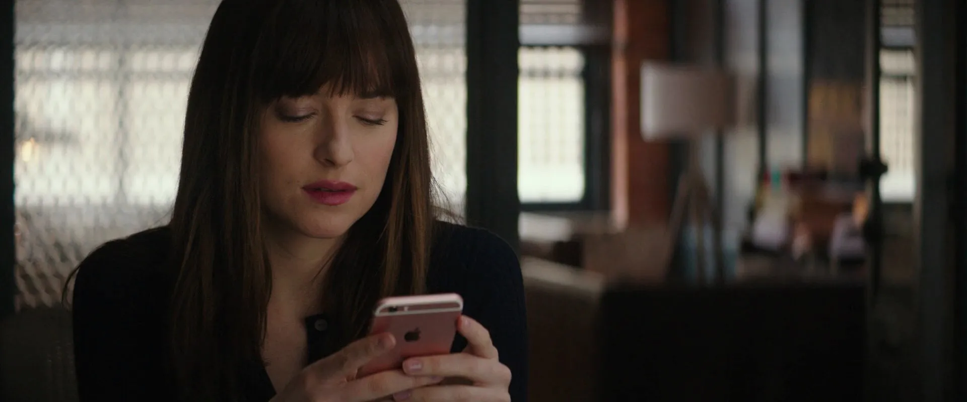 Fifty Shades Darker (2017) Hindi Dual Audio 480p BluRay 400MB