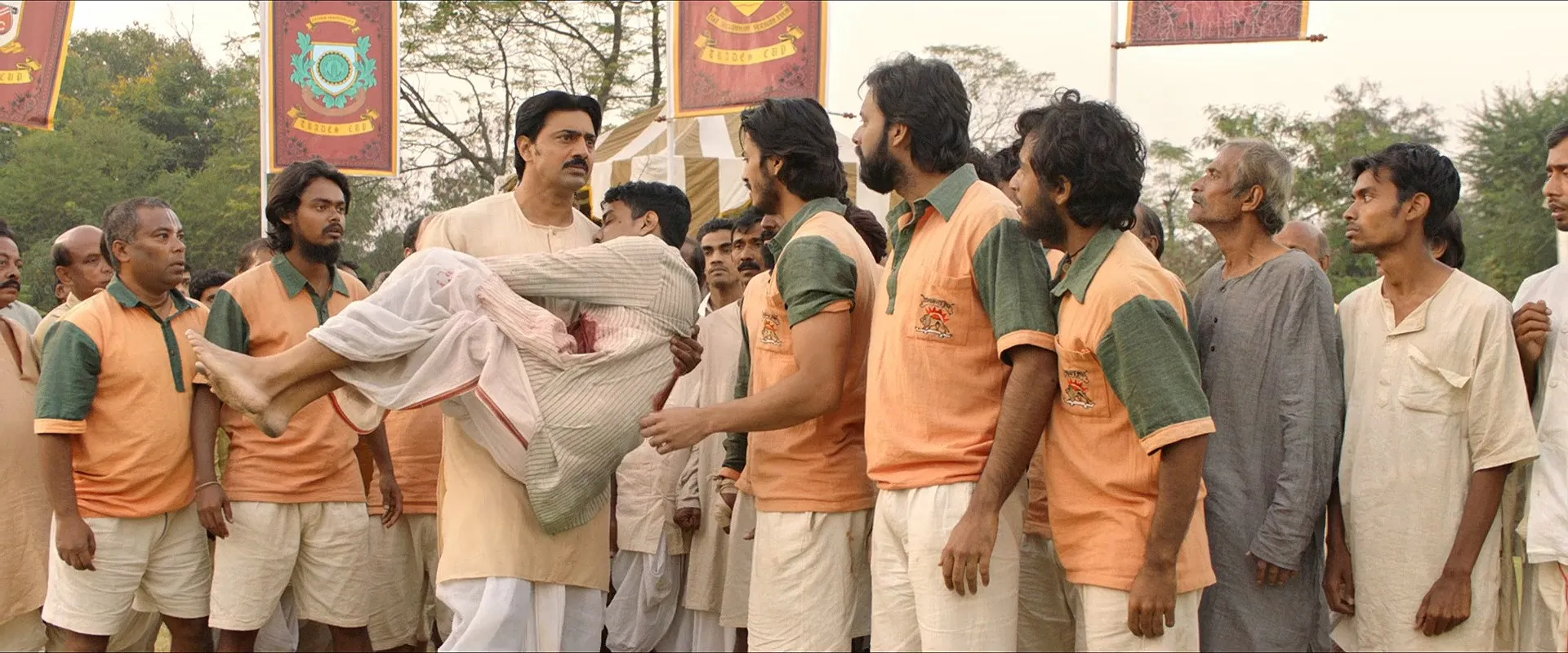 Golondaaj (2021) (Hindi – Bengali) Dual Audio 720p UnCut HDRip [1.4GB]