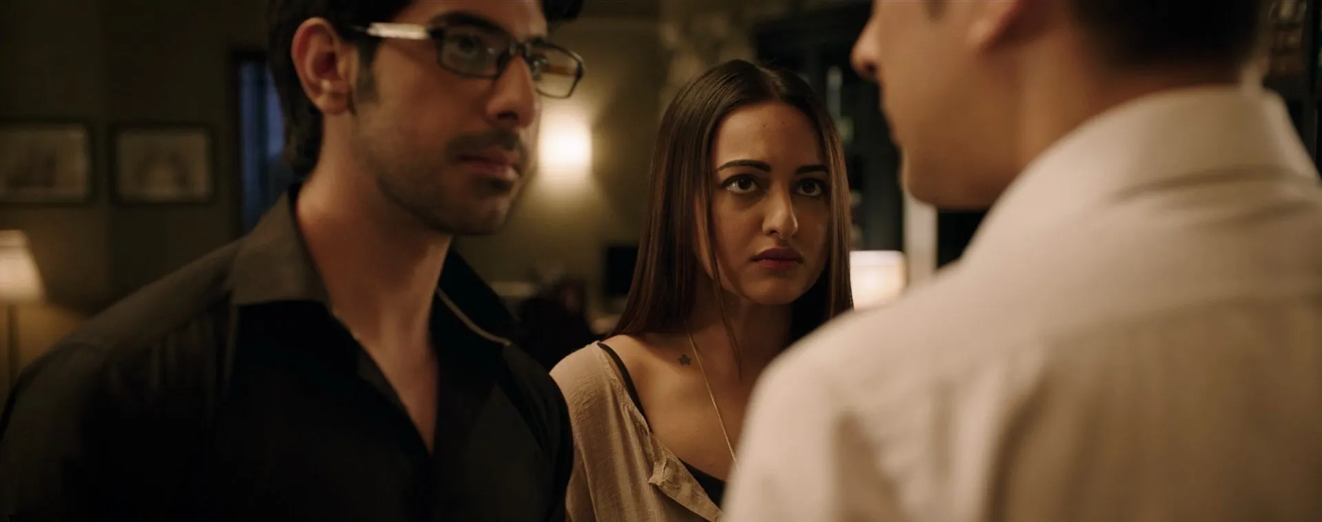Ittefaq 2017 Hindi Dual Audio UNCUT WEB-DL 720p - 480p - 1080p