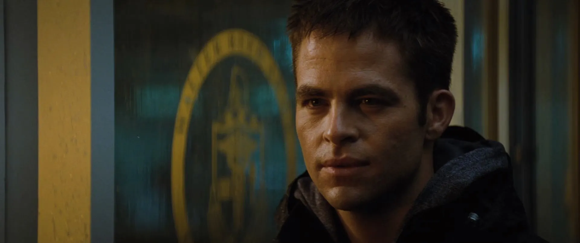 Jack Ryan: Shadow Recruit (2014) Hindi Dual Audio 480p BluRay 350MB