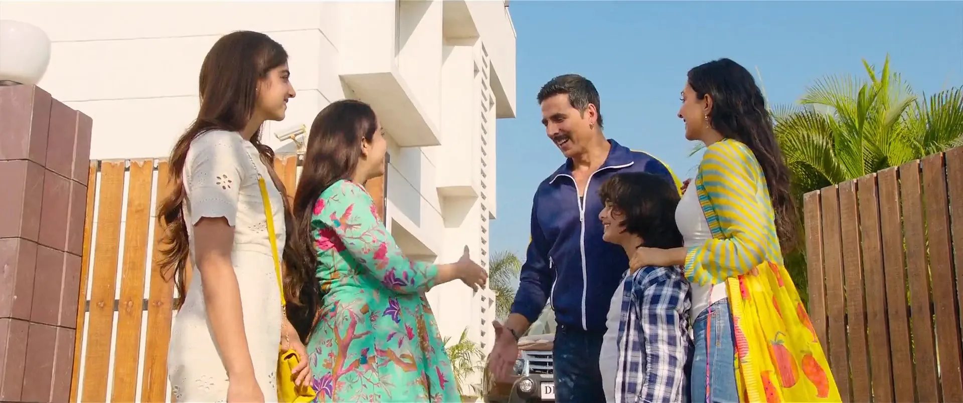 Laxmii (2020) Hindi Movie 720p HDRip x264 [1.3GB]