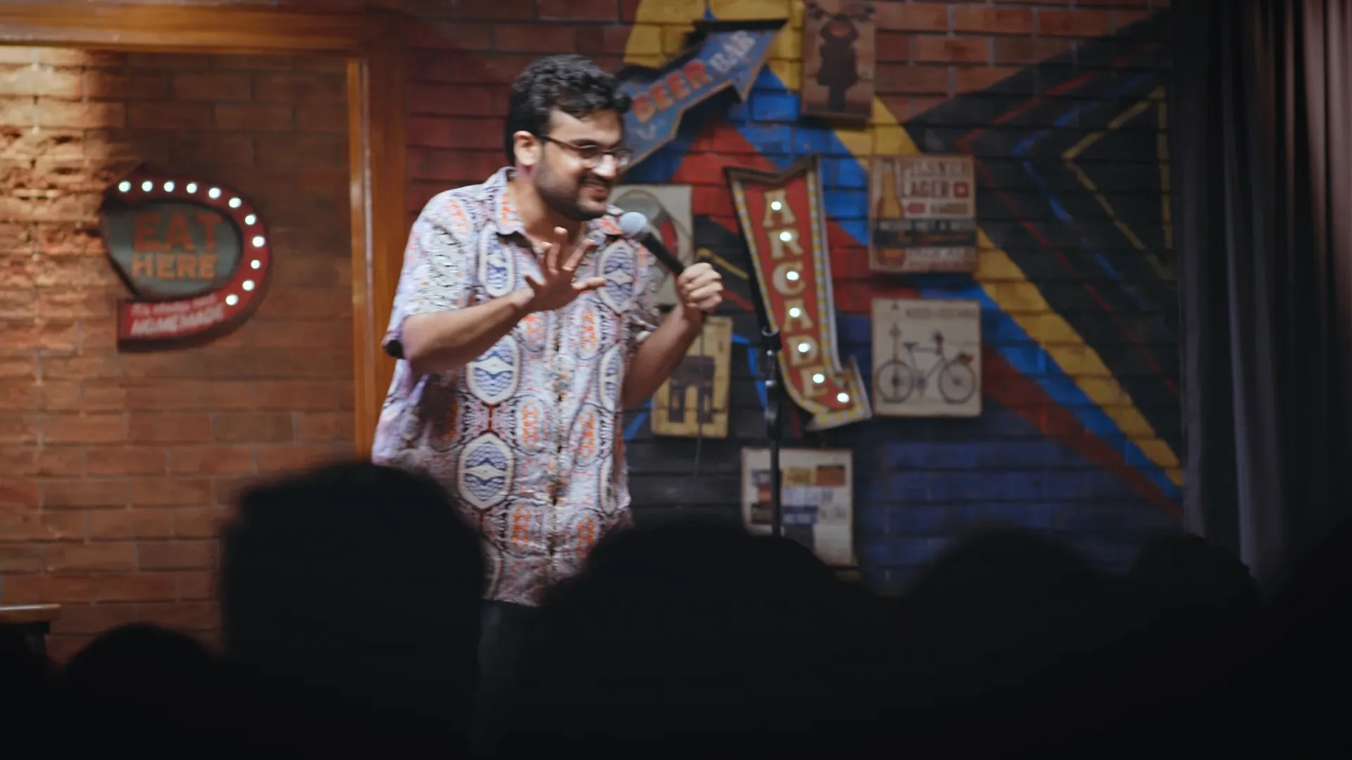 Pata Nahi Par Bolna Hai 2019 Hindi Dual Audio WEB-DL 720p - 480p - 1080p