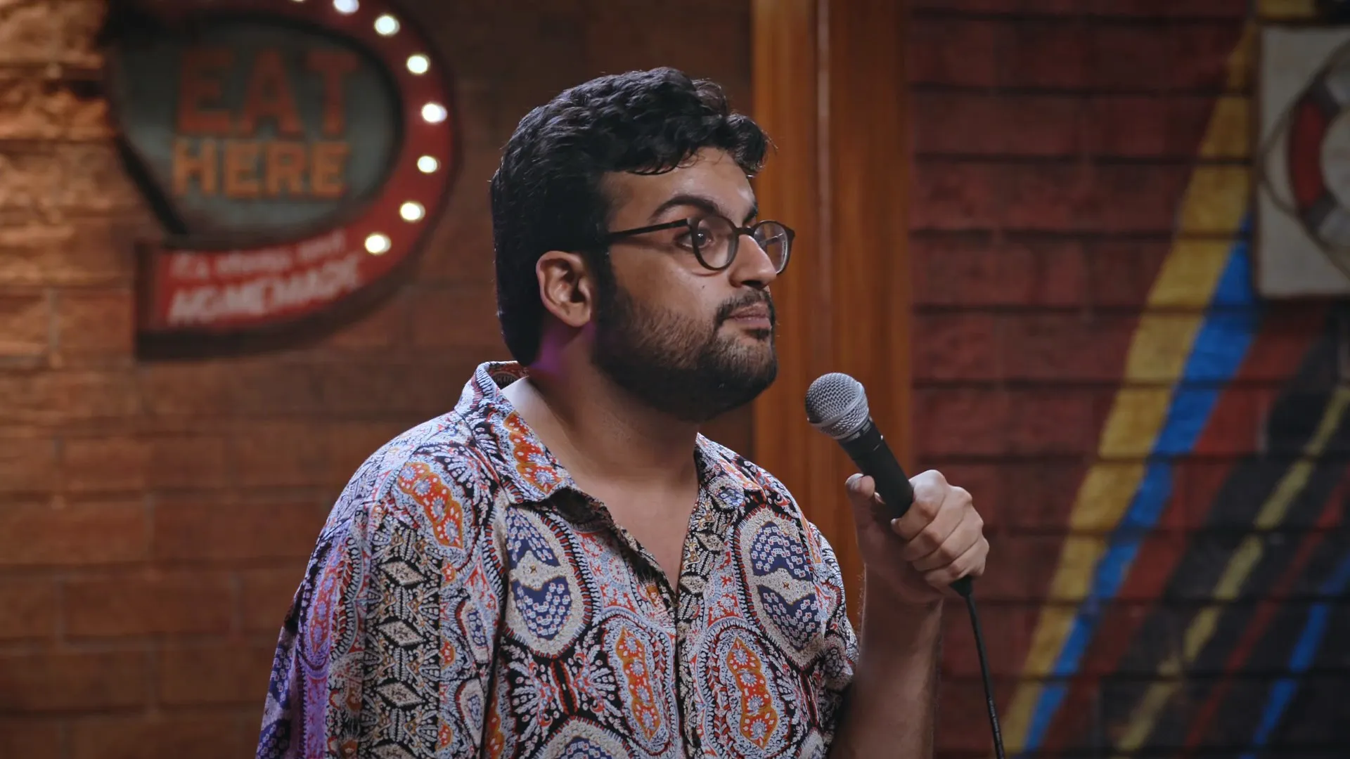 Pata Nahi Par Bolna Hai 2019 Hindi Dual Audio WEB-DL 720p - 480p - 1080p