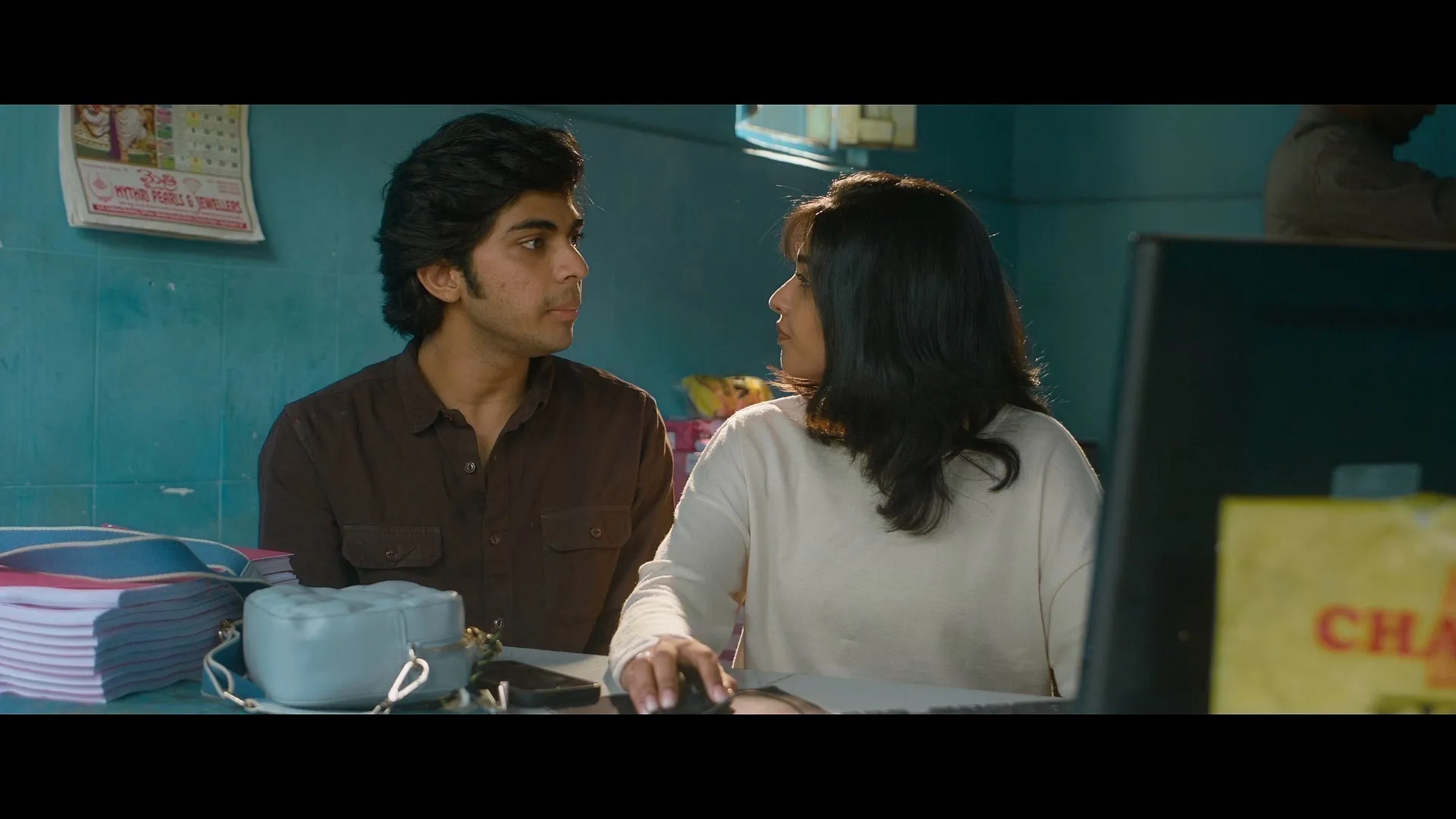 Premalu 2024 Hindi Dual Audio WEB-DL 720p - 480p - 1080p
