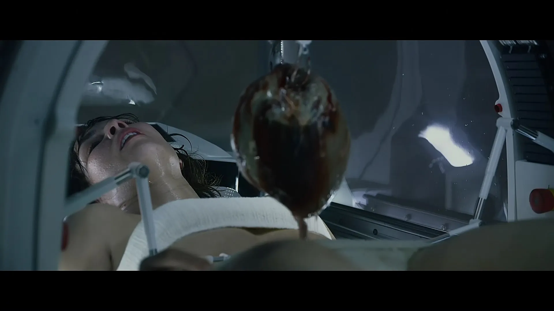 Prometheus (2012) Hindi Dual Audio 720p HDRip [1.2GB]