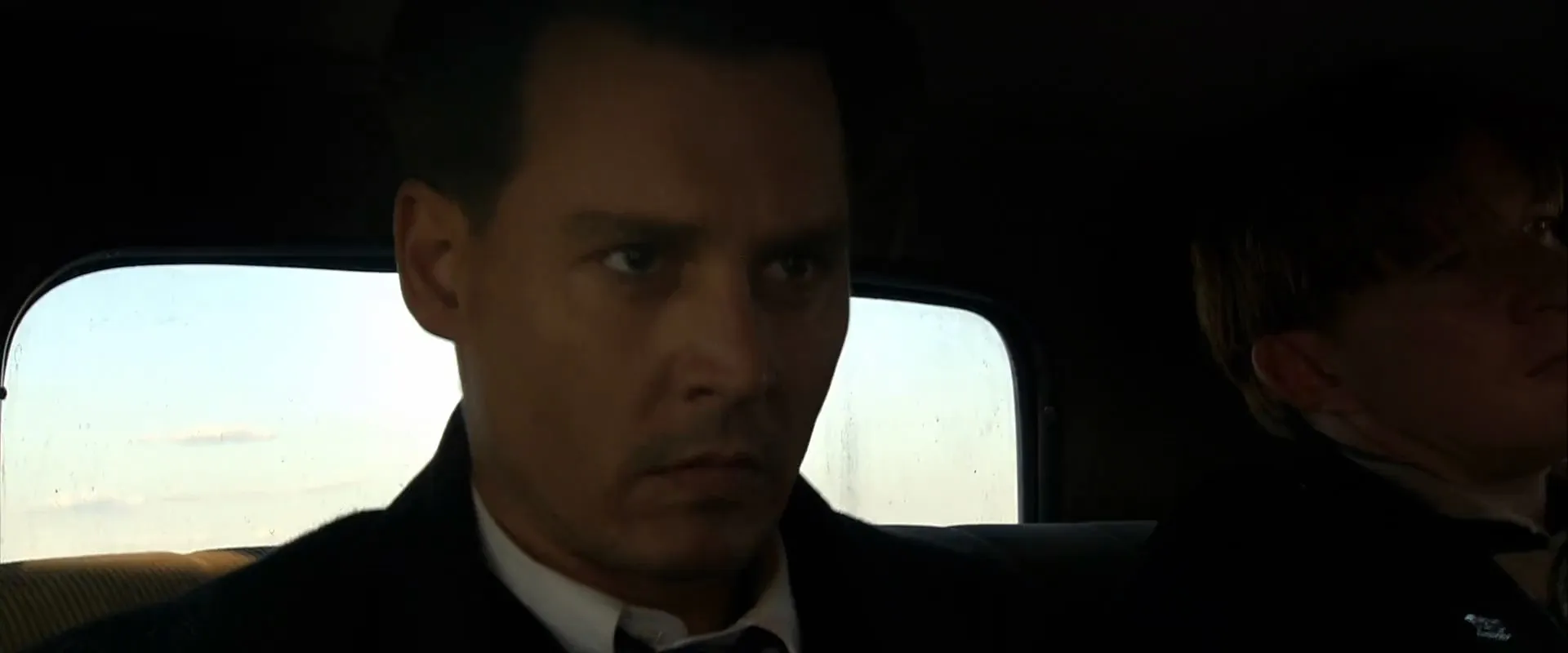 Public Enemies (2009) Hindi Dual Audio 480p BluRay 400MB