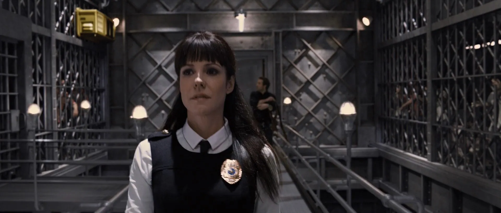 R.I.P.D. (2013) Dual Audio hindi 480p BluRay 300MB
