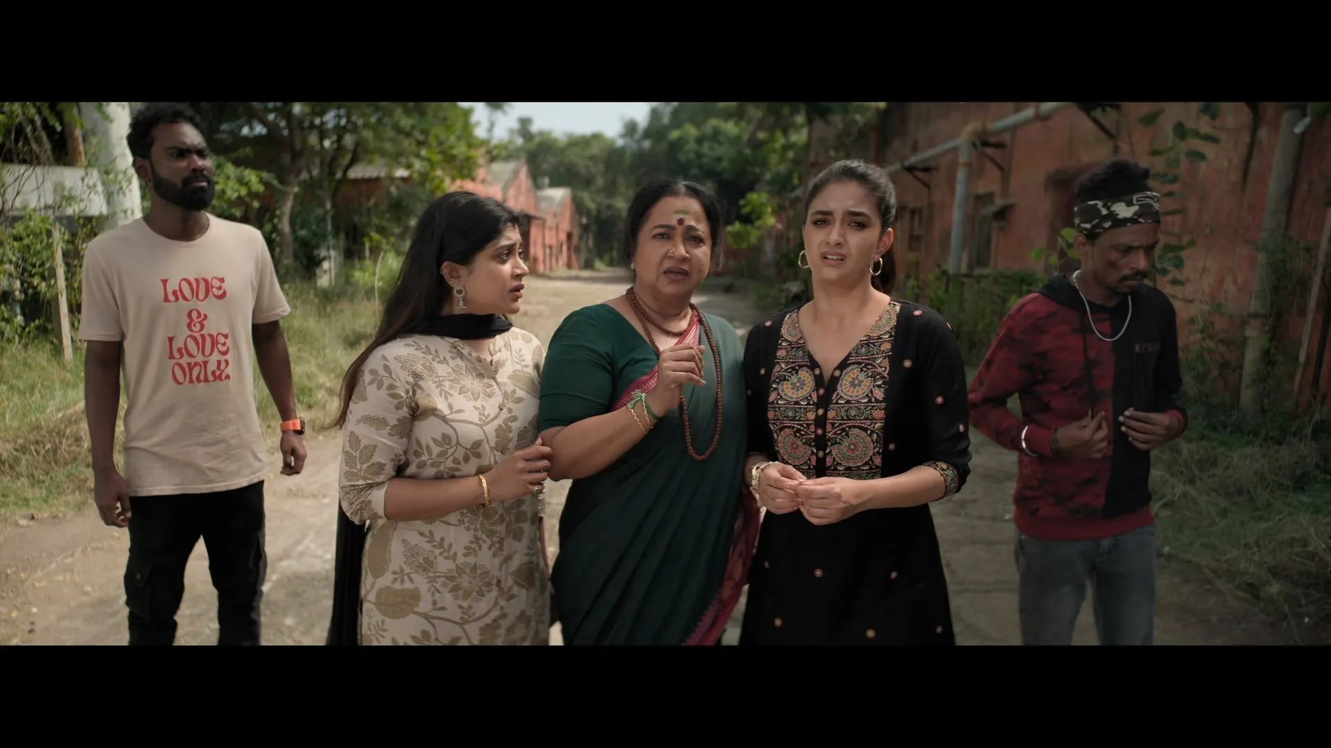 Revolver Rita 2025 Hindi - Tamil Audio WEB-DL 720p - 480p - 1080p