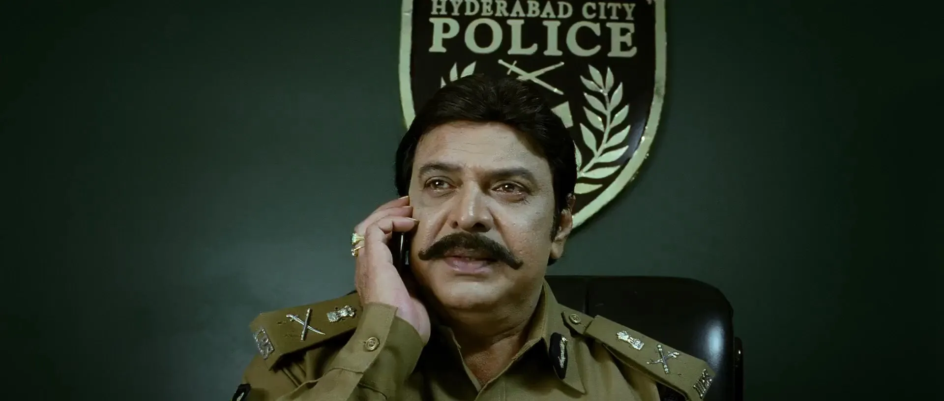 Sakthi (2011) (Hindi -Telugu) Dual Audio 720p UnCut HDRip [1.4GB]