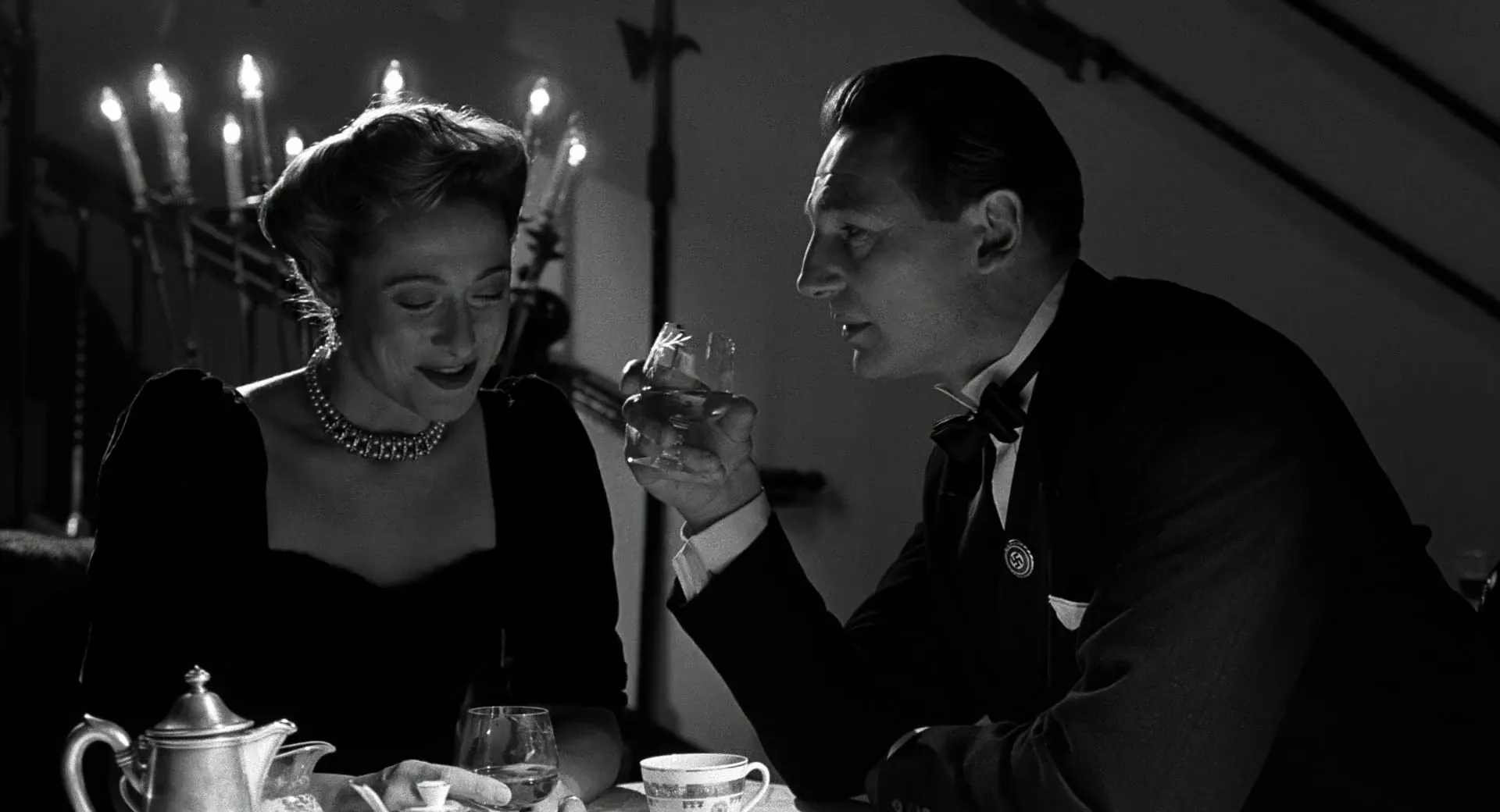 Schindler’s List (1993) Hindi Dual Audio 480p BluRay 600MB
