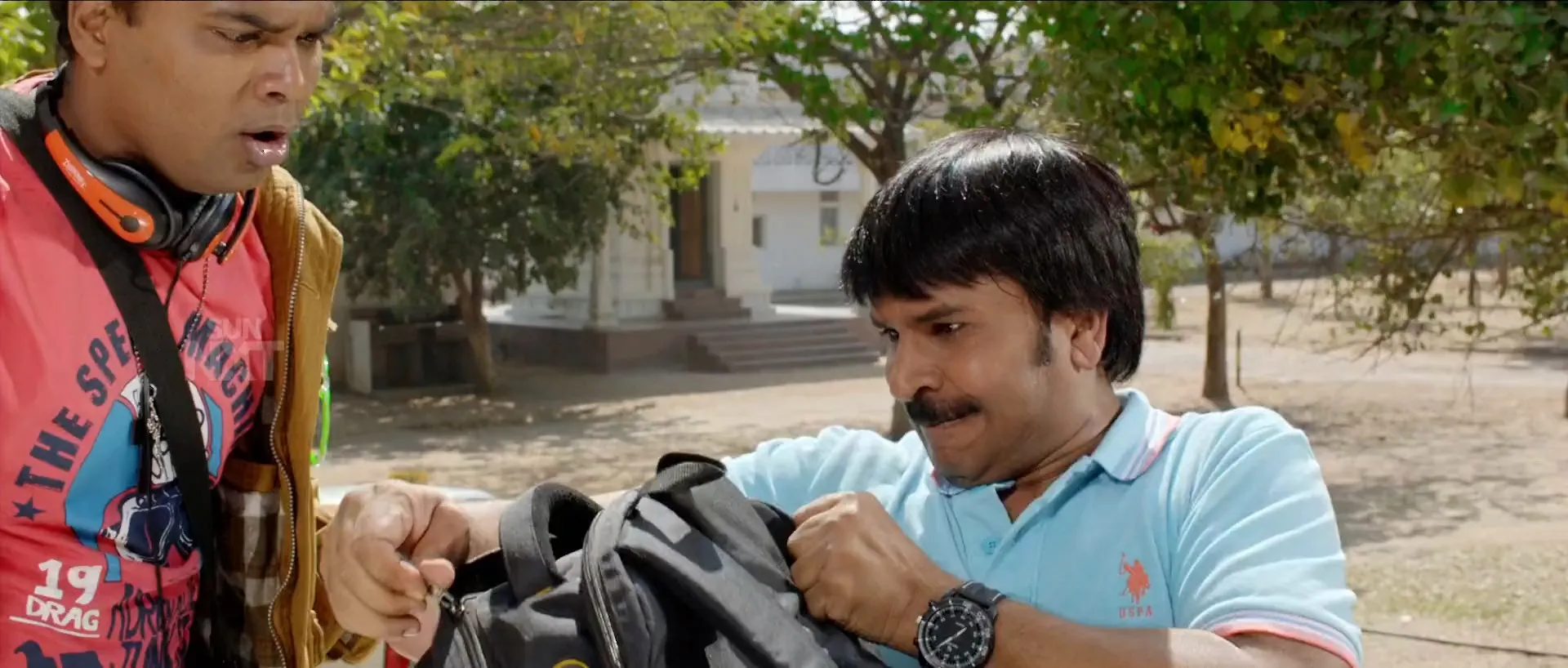Shivam (2015) (Hindi – Telugu) Dual Audio 720p UnCut HDRip [1.2GB]