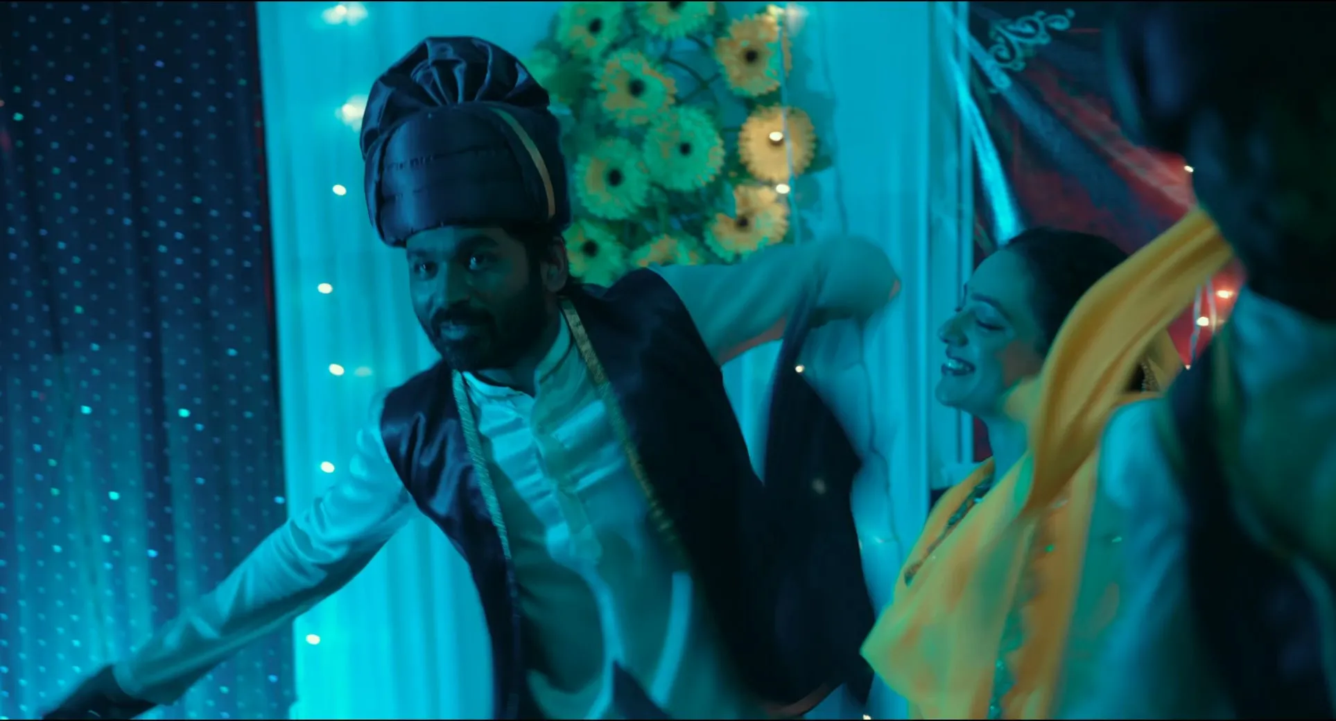 Thiruchitrambalam 2022 Hindi (HQ Dubbed) HDRip 720p – 480p