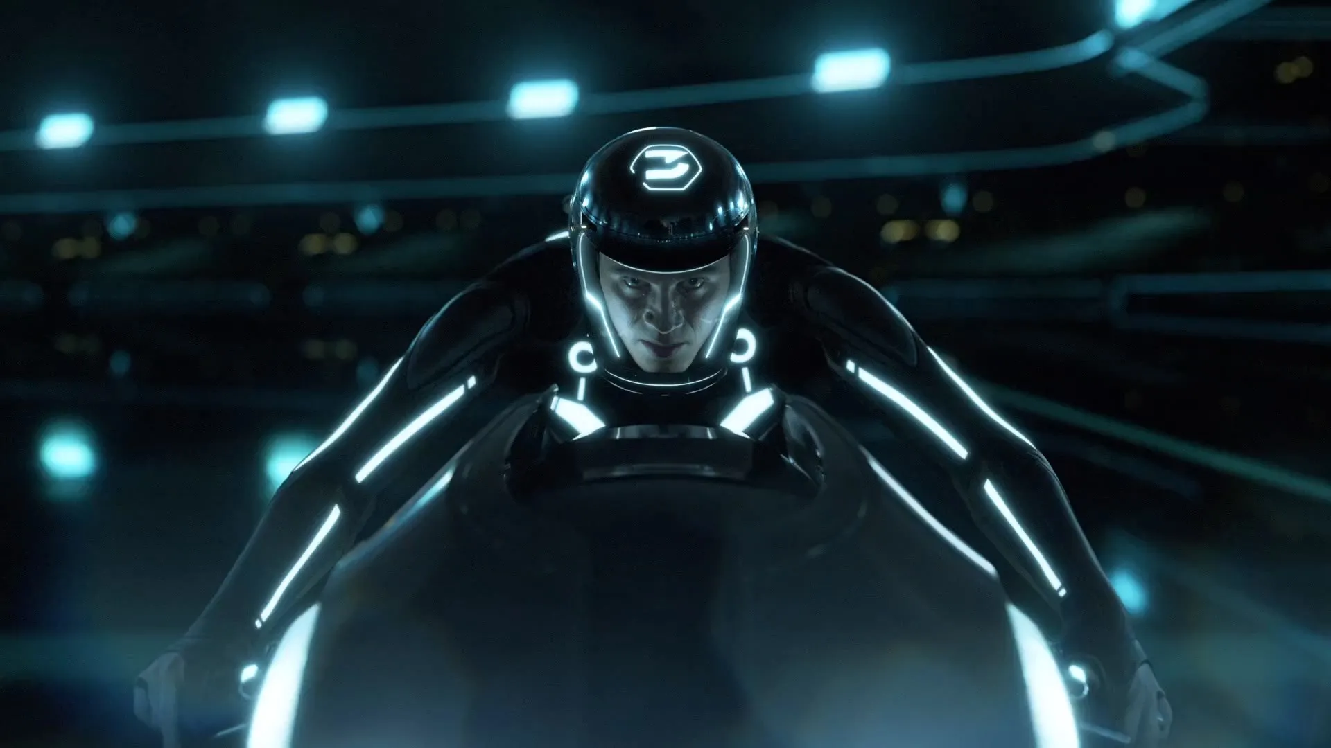 Tron Legacy (2010) Hindi Dual Audio 720p BluRay [950MB]