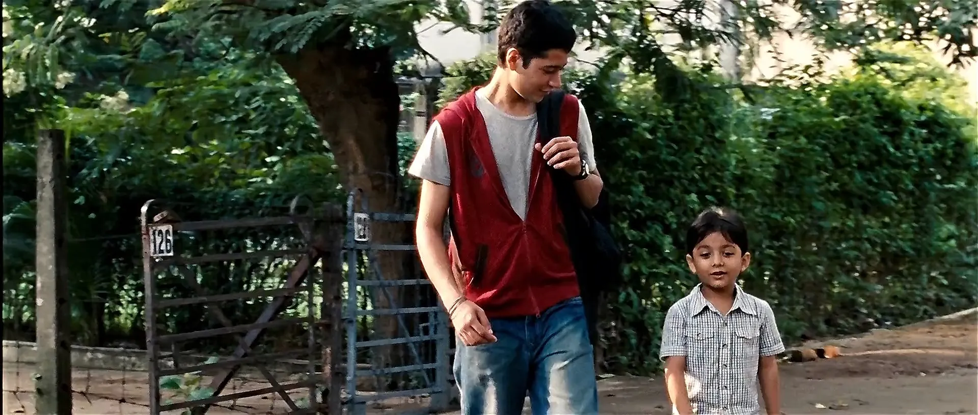 Udaan 2010 Hindi Dual Audio WEB-DL 720p - 480p - 1080p
