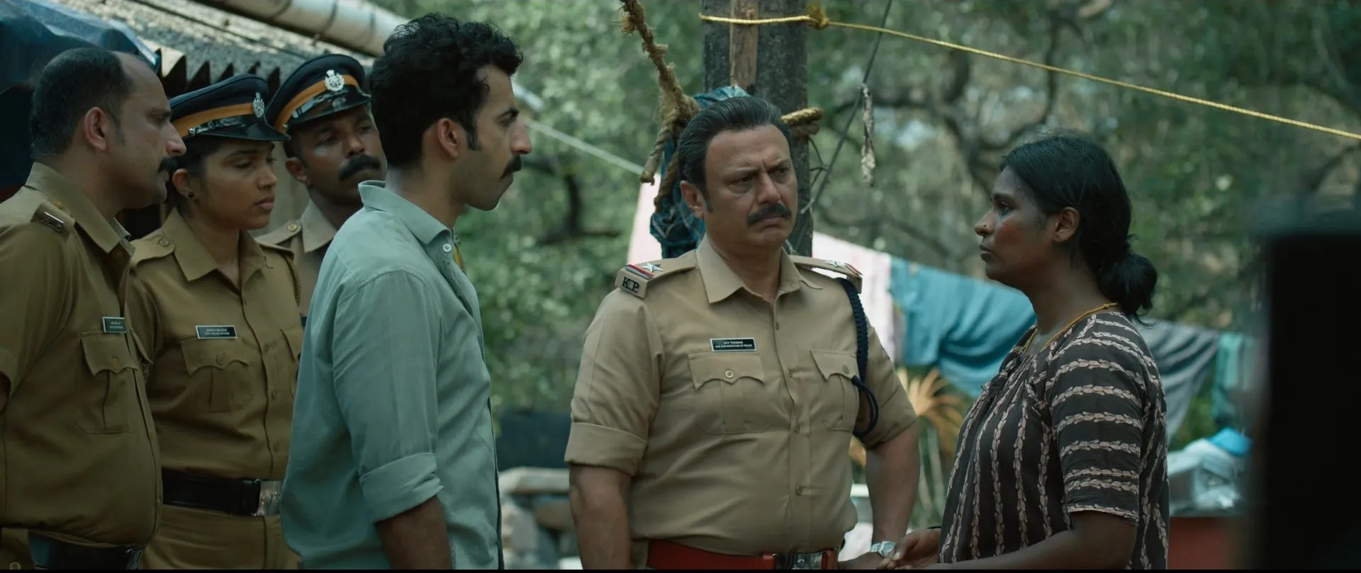 Uyir 2026 Hindi - Malayalam Dual Audio WEB-DL 720p - 480p - 1080p