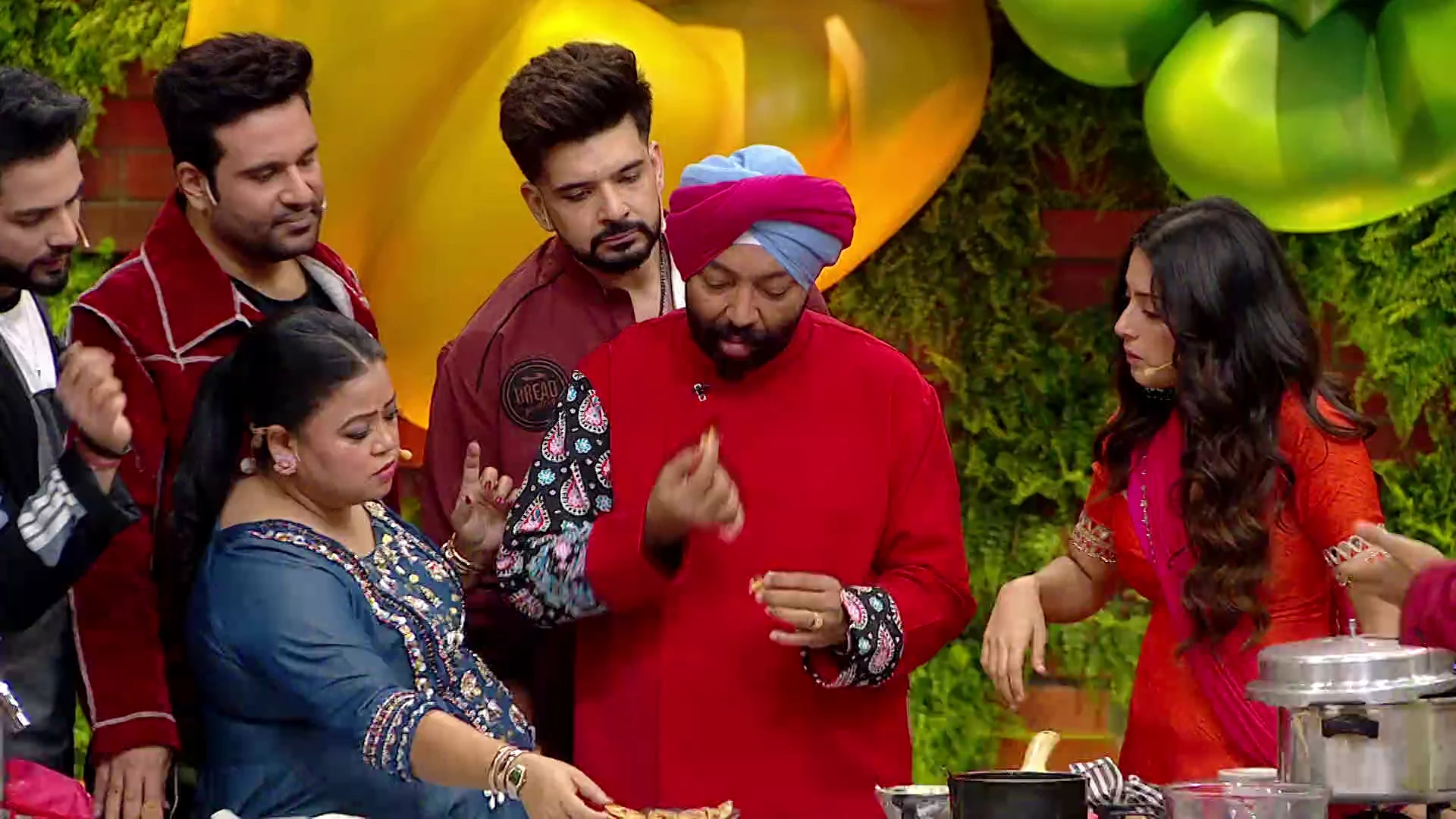 Laughter Chefs Unlimited Entertainment Season 3 2025 Hindi WEB-DL 720p - 480p - 1080p [EP- 47 Added]