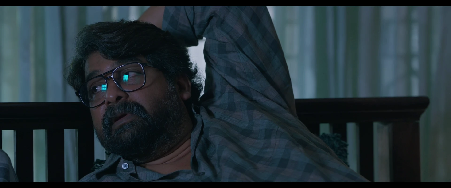 Valathu Vashathe Kallan 2026 Hindi Dual Audio WEB-DL 720p - 480p - 1080p