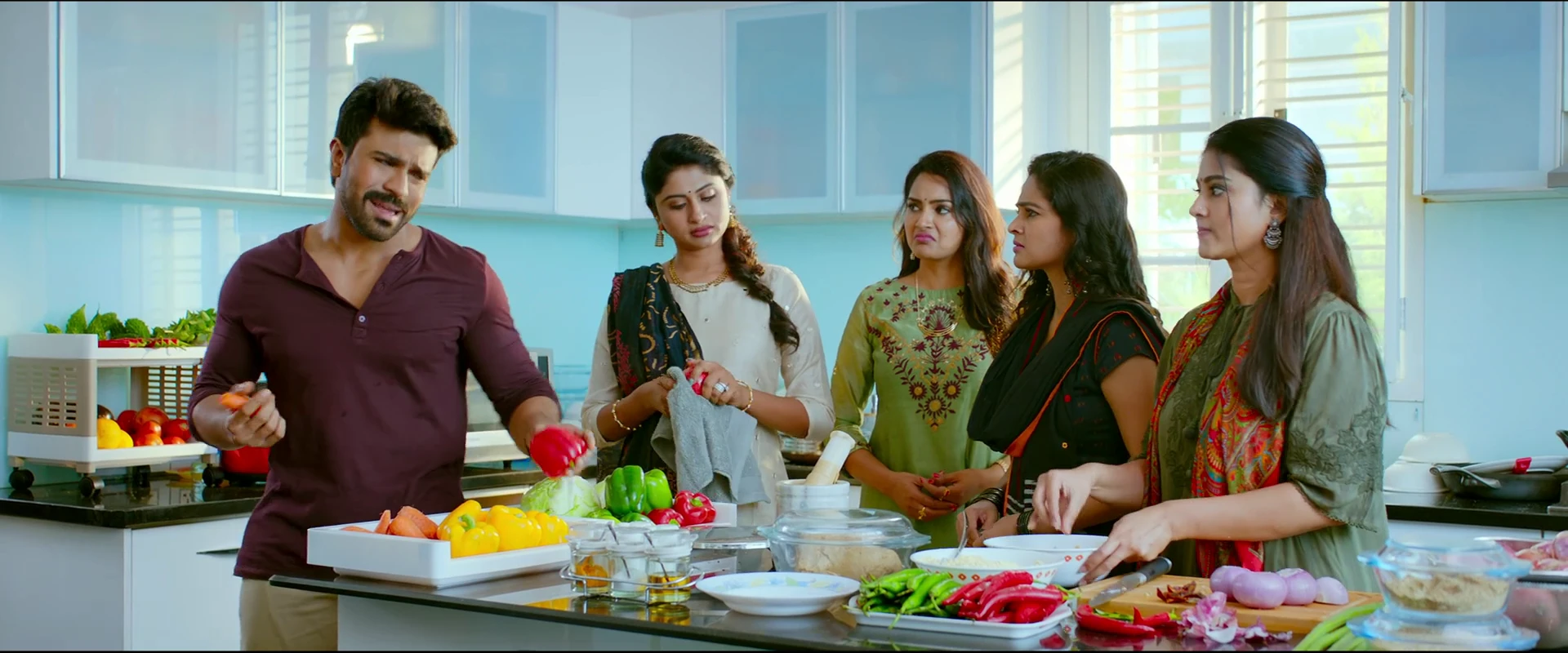 Vinaya Vidheya Rama 2019 Hindi Dual Audio WEB-DL 720p - 480p - 1080p